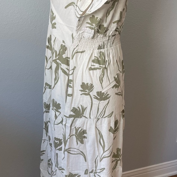 White Closet Elements Maxi Dress with Olive Floral Print - Picture 5 of 12
